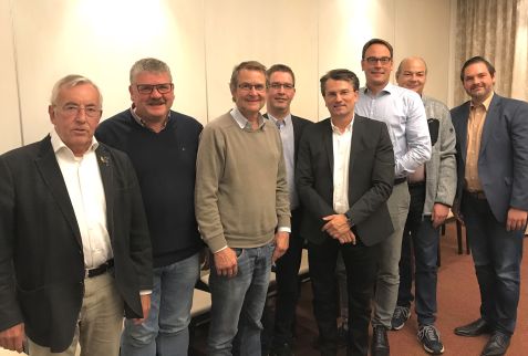 Die CDU-Fraktionsvorsitzenden : Heinrich Tns (Drensteinfurt), Robert Strbbe (Beelen), Christoph Boge (Telgte), Andre Drinkuth (Oelde), Guido Gutsche (Kreis), Markus Hner (Beckum), Hubertus Hermanns (Ostbevern), Peter Lehmann (Ahlen)