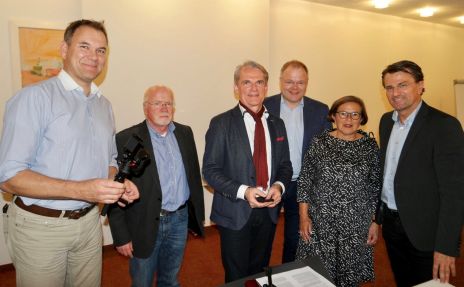 Henrich Berghoff (stv. Fraktionsvorsitzender), Josef Schmedding (KPV), Referent Robert Hein, Stephan Schulze-Westhoff (stv. Fraktionsvorsitzender), Andrea Geiger (KPV), Guido Gutsche (Vorsitzender)