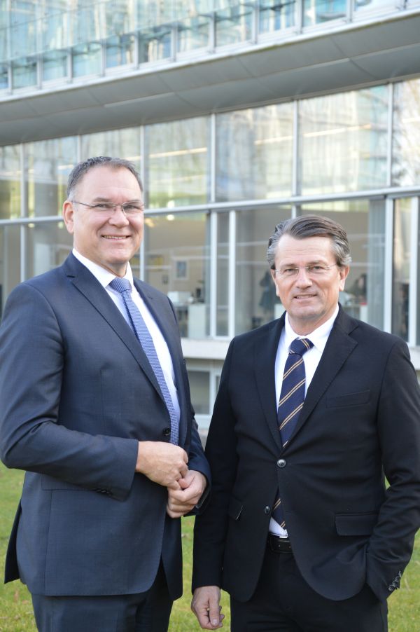 Mitglieder im Regionalrat: Henrich Berkhoff und Guido Gutsche Mitglieder im Regionalrat: Henrich Berkhoff und Guido Gutsche